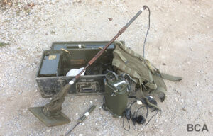 US Army AN/PRS-4 Mine Detector