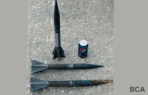 Very heavy missile-looking projectiles, 19" long.